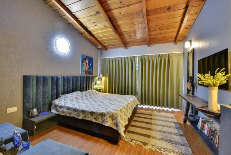 Luxe 4BHK Himalayan Range View - Madalsa Home